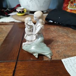 Mother And Child Porcelain