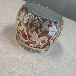 Candleholder