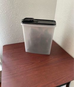 Tupperware Modular Mates Cereal Storer Black Lid 13 cups