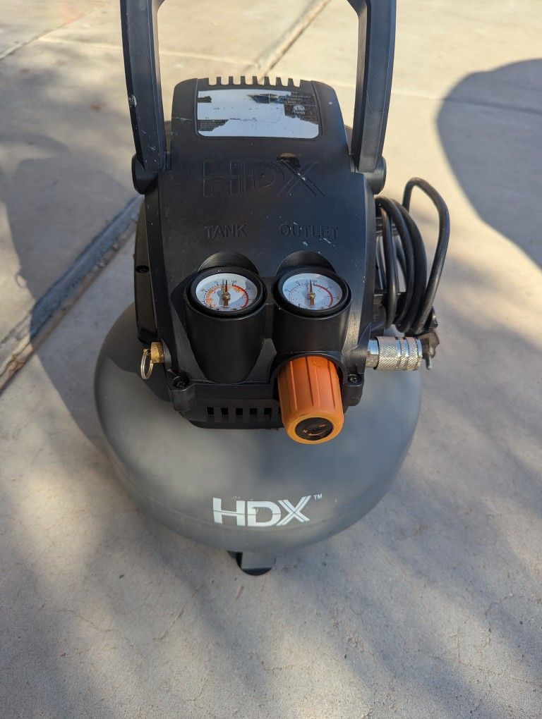 Air Compressor 100 PSI