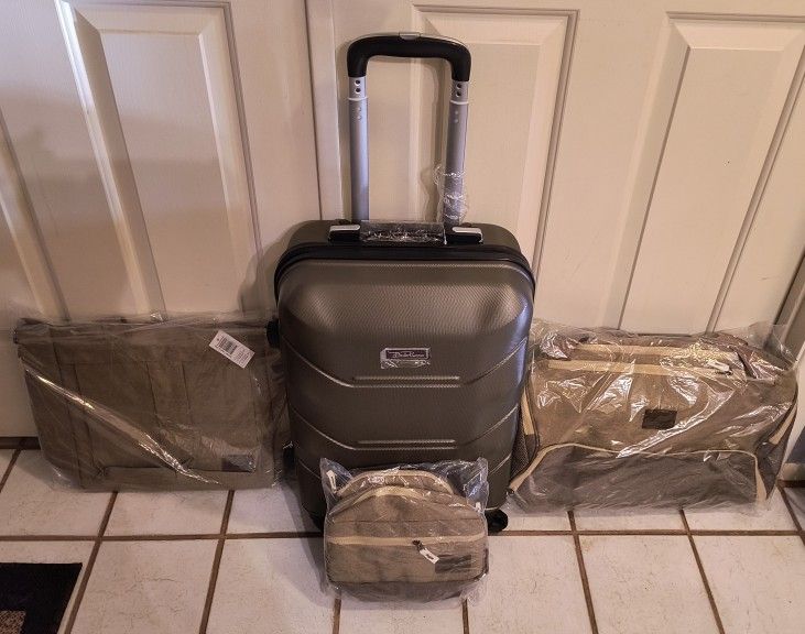 Bella Russo (4-Piece) Travel Bag Set w/ Carry-On Size Hard Shell Spinner Case -New!!!