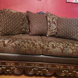 Couches 1350.00