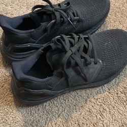 Women’s Adidas Sneaker 