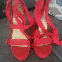 Red Tie Up Chunky Heels Size 9