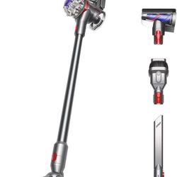 Dyson V8 ANIMAL IN BOX NEW