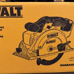 Dewalt 20v Max Cordless Circular Saw