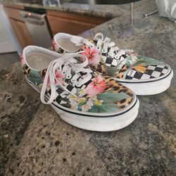 Womens van shoes size 8 1/2