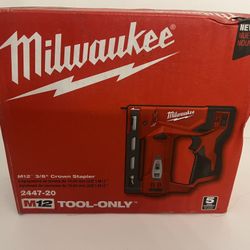 NEW Milwaukee M12 12-Volt Lithium-ion Cordless 3/8 In Crown Stapler (Tool Only)