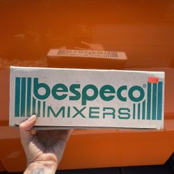 Bespeco Mixer 