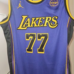 Luka Doncic Jersey Lakers 3XL $50 Firm On Price