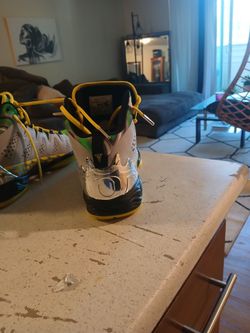 Nike AiR Jordan Oregon Ducks Team M10 Melo