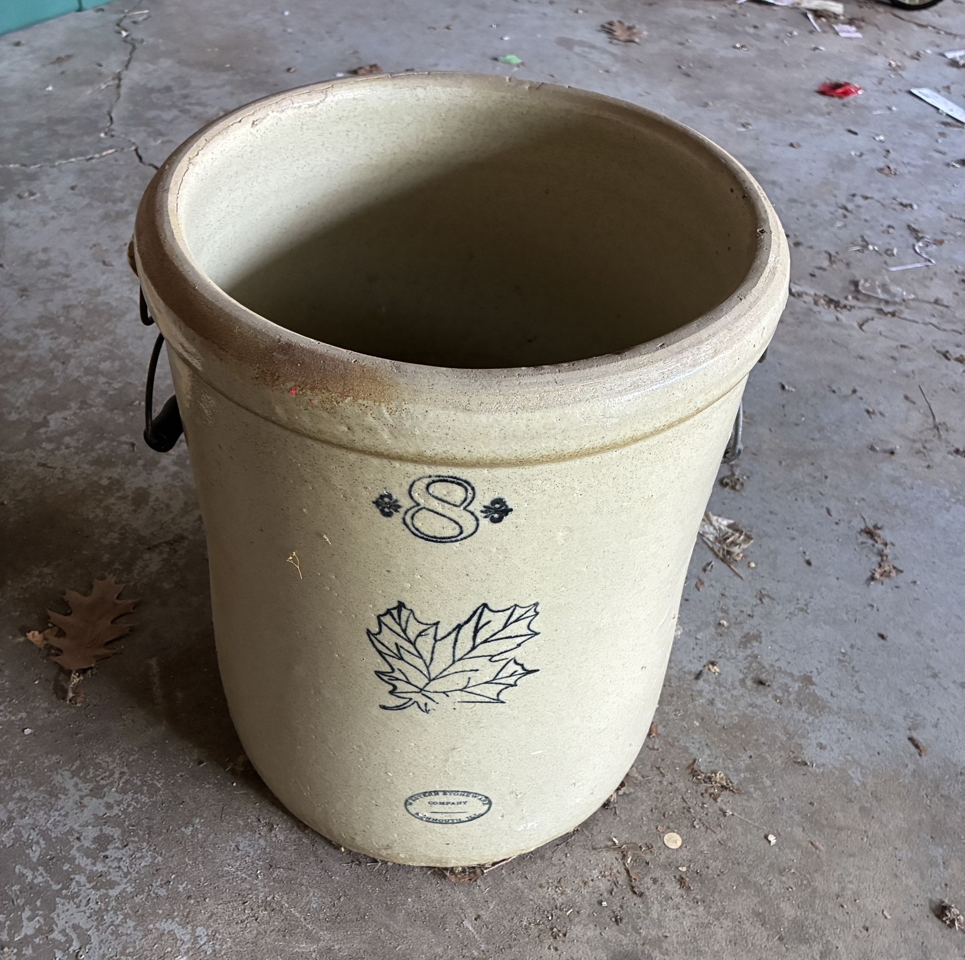 8 Gal Western Stoneware Crock