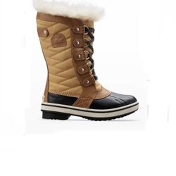 BRAND NEW SOREL BOOTS In Box 