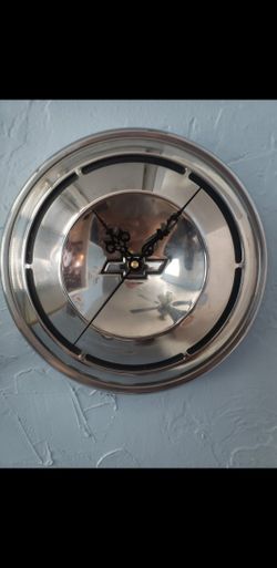 Chevy Hubcap Clock
