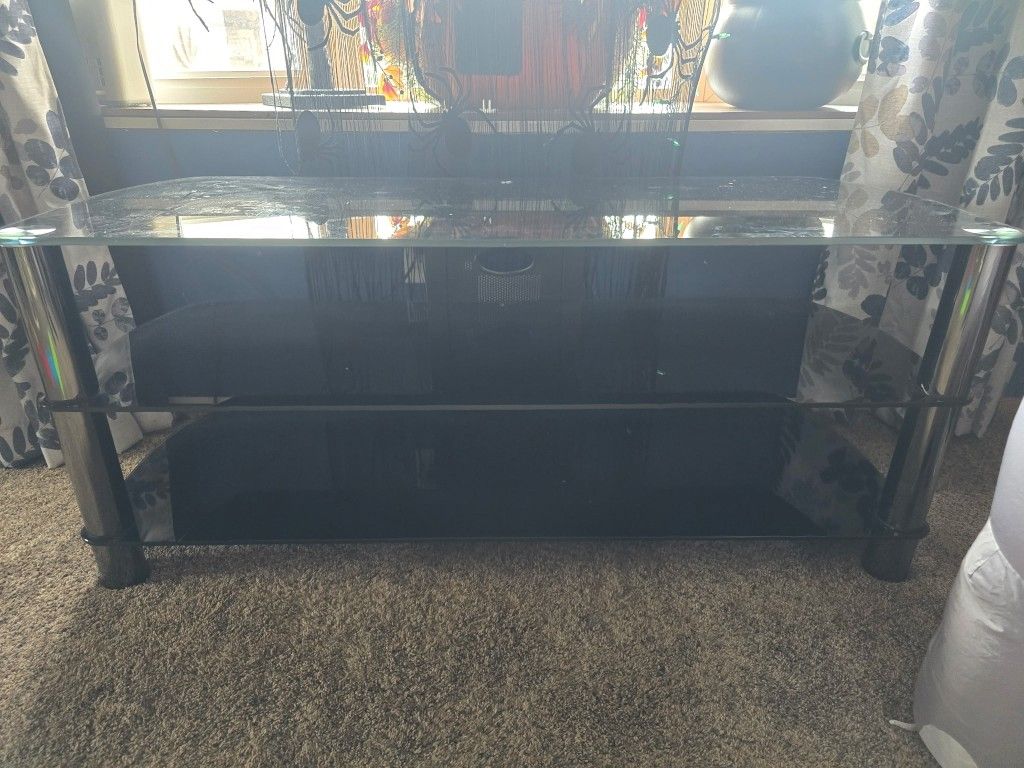 Glass Entertainment Stand/Table