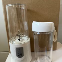 A portable And Rechargeble juicer blender designed for creating fresh smoothies and juices on the go.$20