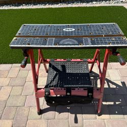 SkIL Small Table