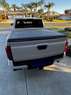 2024 Toyota Tacoma Tonneau Cover