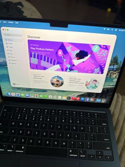 MacBook Air M3 2024 MINT CONDITION