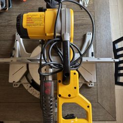 Dewalt 12” DSW716 