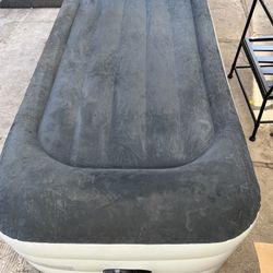 Colchon Inflable Twin Sizes  Used 