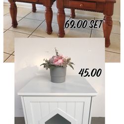 End Table With Pet access And Side Tables🚨🚨🚨read Description 