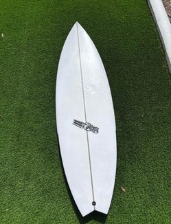 JS xero  fusion surfboard
