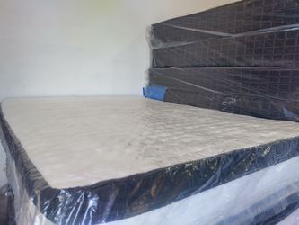 Memorial Day special. Price is for pick up https://offerup.com/redirect/?o=b25seS5OZXc= queen and full hybrid mat only.