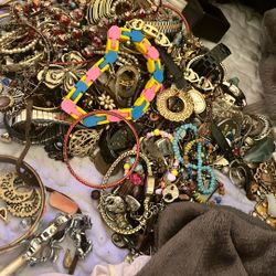 I whole bunch of random jewelry