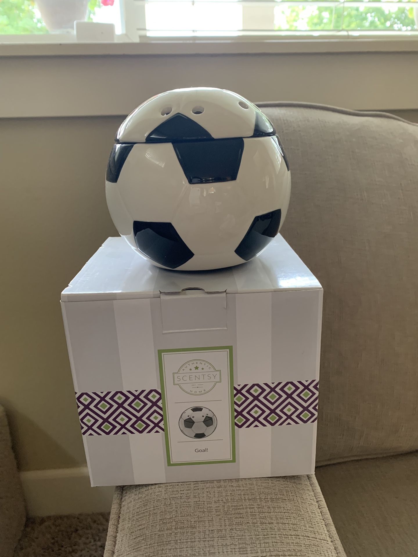 Scentsy soccer warmer