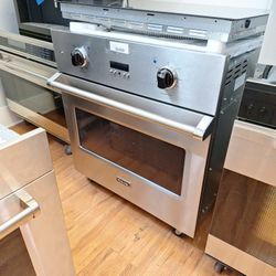 Viking Electric Single Wall Oven  30" 