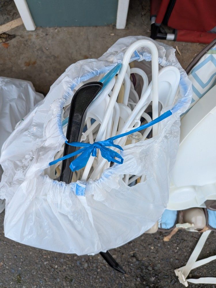 Free Regular And Kid Hangers