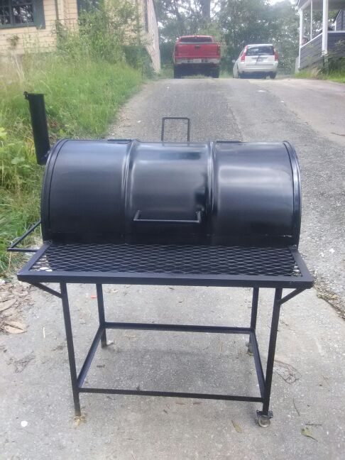 55 gallon barrel Smoker _bbq grill