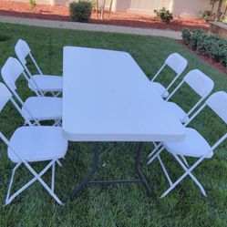 Cillas Y Mesas/Tables & Chairs 