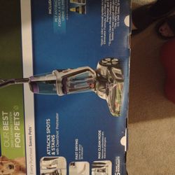 New In Box Bissell Proheat 2x Revoution 