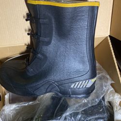 Lacrosse Men’s Size 12 Overshoe