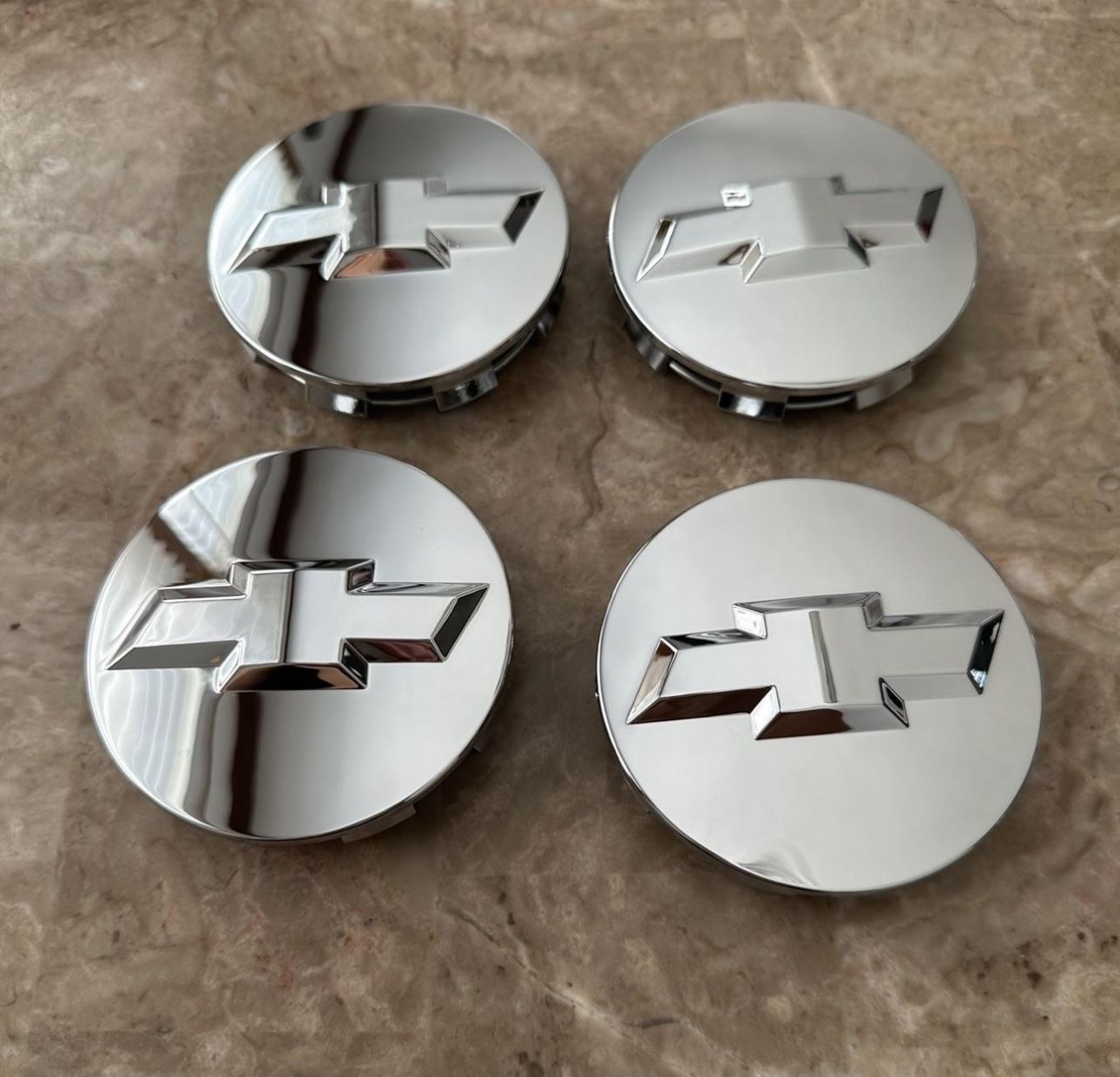Chevrolet chevy Gloss Chrome 2014-2021 For Suburban Tahoe Wheel Center Hub Caps 83mm. Comes new in packaging 4Pack Gloss Chrome 2014-2021 For Subu