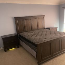 King Bedroom Set 