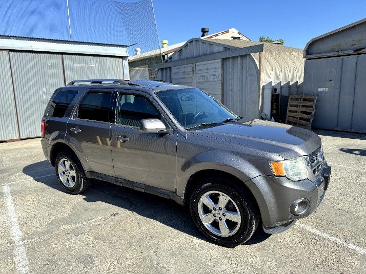 2009 FORD ESCAPE