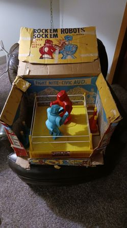 Vintage 1966 Rockem Sockem Robots With Original Box 
