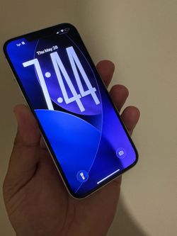 iPhone 16e 128GB AT&T