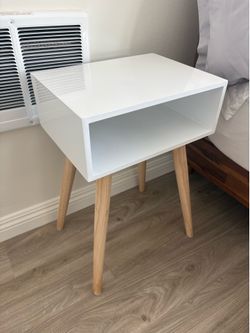 Night stand