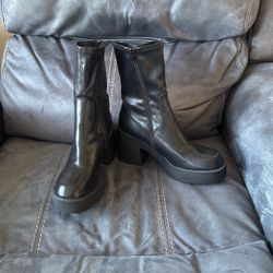 Madden Girl Black Zip Up Women’s Heel Boots Shoes Size 9 Worn Once