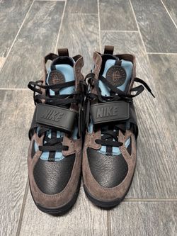 Nike Huarache Trainer (Size 11.5)