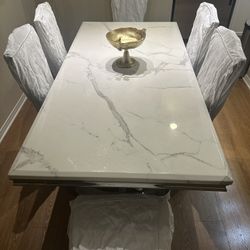 Dining Table Set