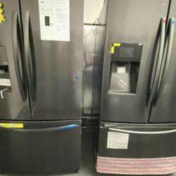 French Door Stainless Steel Samsung Fridge up to 50% Off MSRP