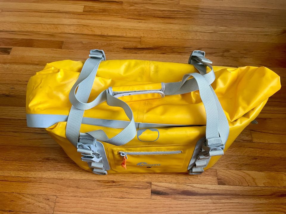 Lowepro DryZone Duffle Bag 20L (Yellow)