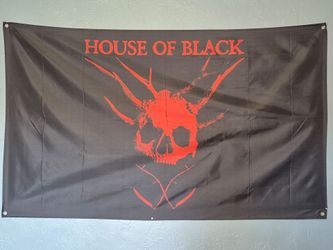 House of black red mask flag