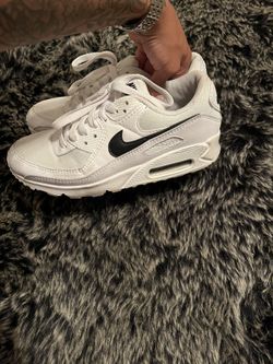 Nike Women’s Air Max 90