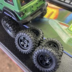 Furitek 1/18 Scale RC crawler 